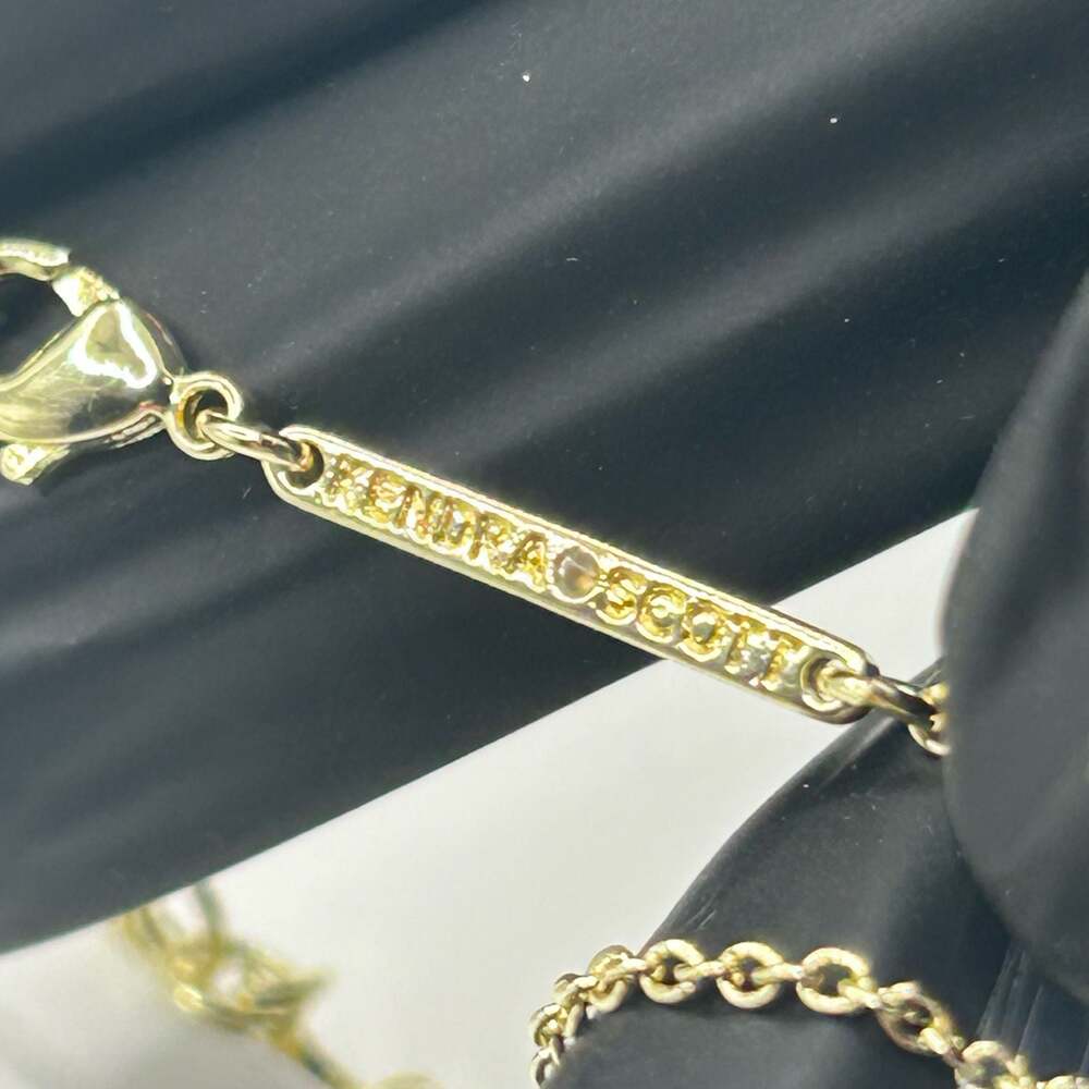 Dainty Gold Heart Pendant Necklace Black Stone 18k Plated Womens 16-18 Inch - Picture 6 of 7